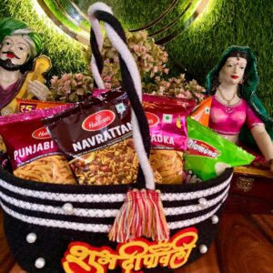 all the cultures fabricating india handmade small dry /natural baskets/chic dry bag/handbag from india/carry tote bag sling bags white crtoon/kids baskets