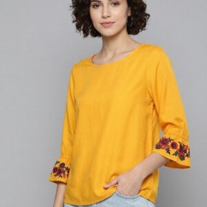 women white & pink printed top